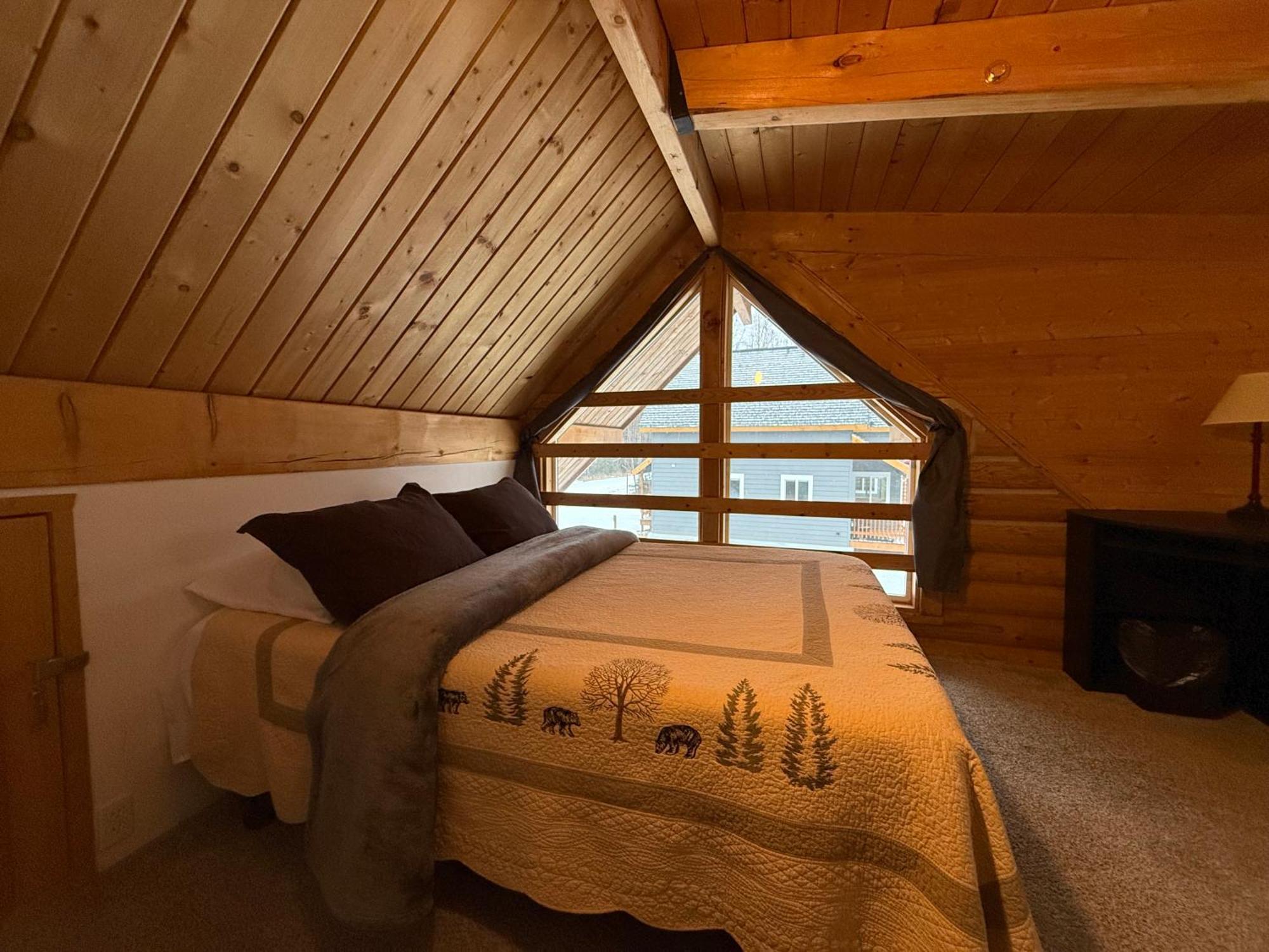 Talkeetna Log Cabin With Hot Tub Unit 1 Экстерьер фото